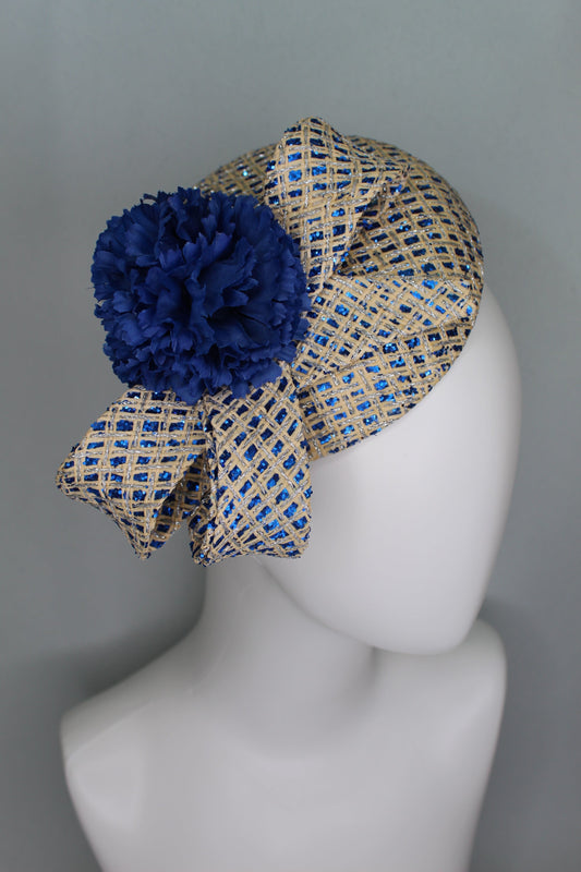 Fascinators vs. Hats: Which is More Formal?